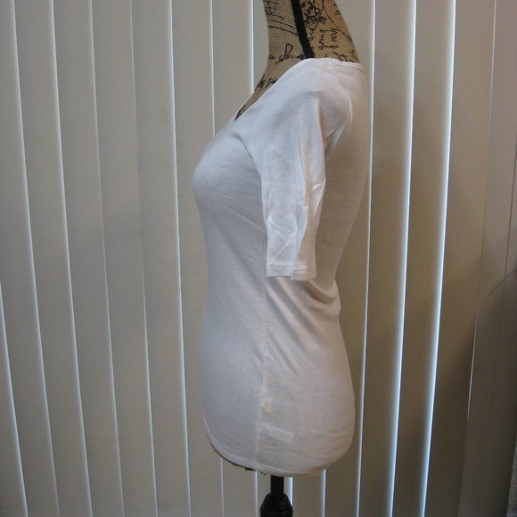 NWOT Victoria's Secret white 1/2 sleeve top tee t shirt XS extra small - Picture 3 of 6